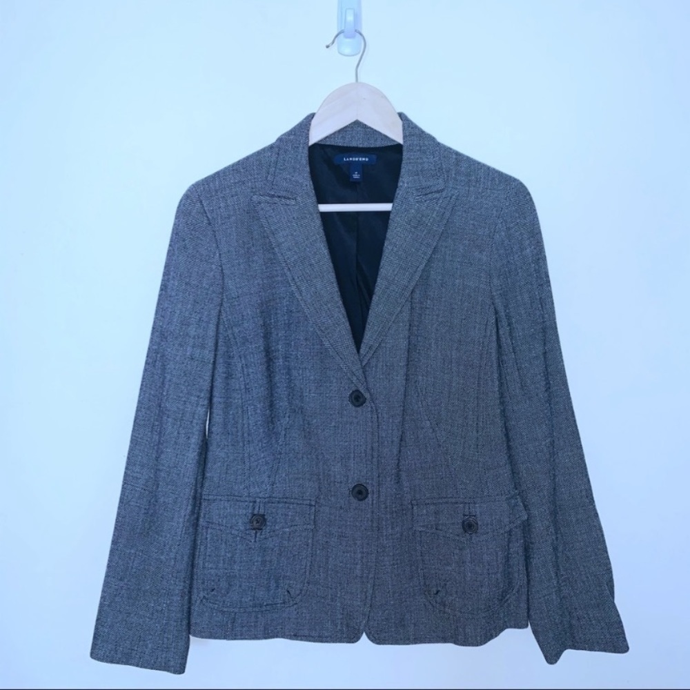 EUC Lands’ End Wool Blend Two Button Blazer - Picture 2 of 8